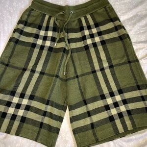 Burberry mens shorts